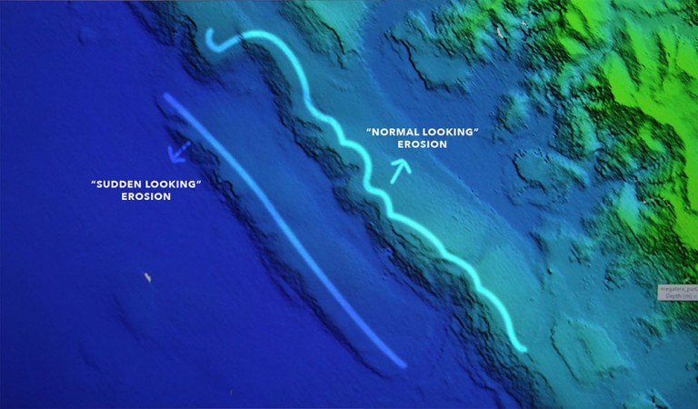 Oceanographers discover big underwater waves