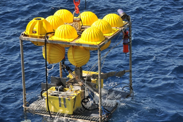 The GC600 lander was successfully recovered onboard R/V Falkor on 15 Nov 2012. 