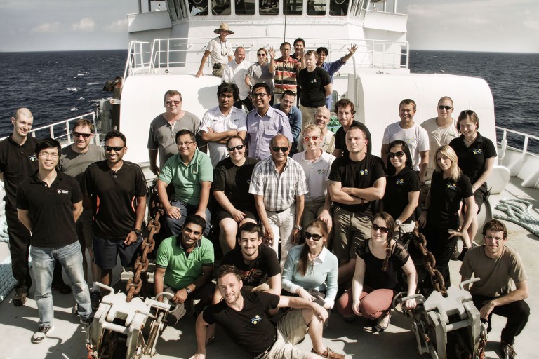 The MEGATERA team on the foredeck of R/V Falkor.