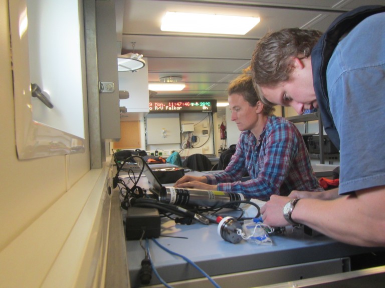 Working in the deep ocean means instruments must be constantly maintained. Here Amy and Sam tend to one of the Chi-pod temperature sensors.