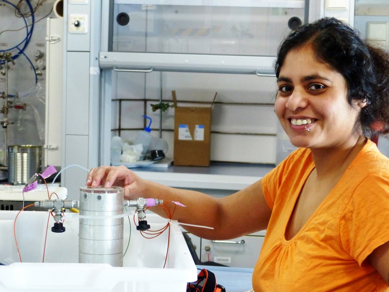 Blog author Arunima Sen, setting up her heat experiments in a pressurized vessel.