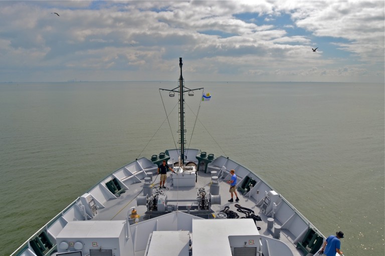 Falkor crossing Corpus Christi Bay en route to the banks.