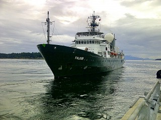 Falkor departing the dock at Nanaimo