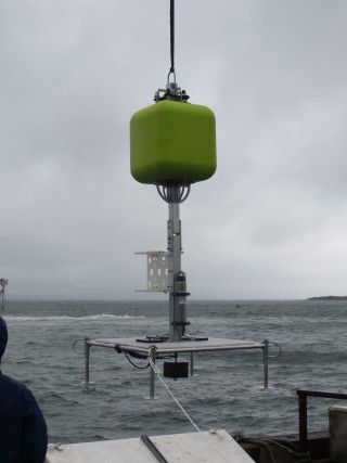 A new feat for Schmidt Ocean Institute, the first lander exclusively designed for use on R/V Falkor.