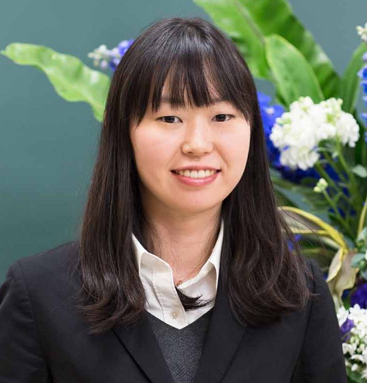 Ular meni kinoteatrda paypaslashmoqda