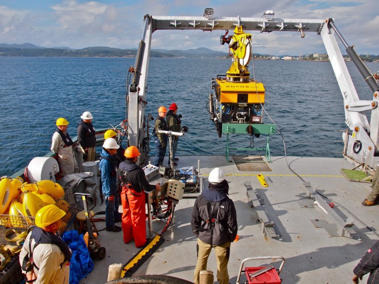 A ROPOS test dive while in Victoria Harbor.